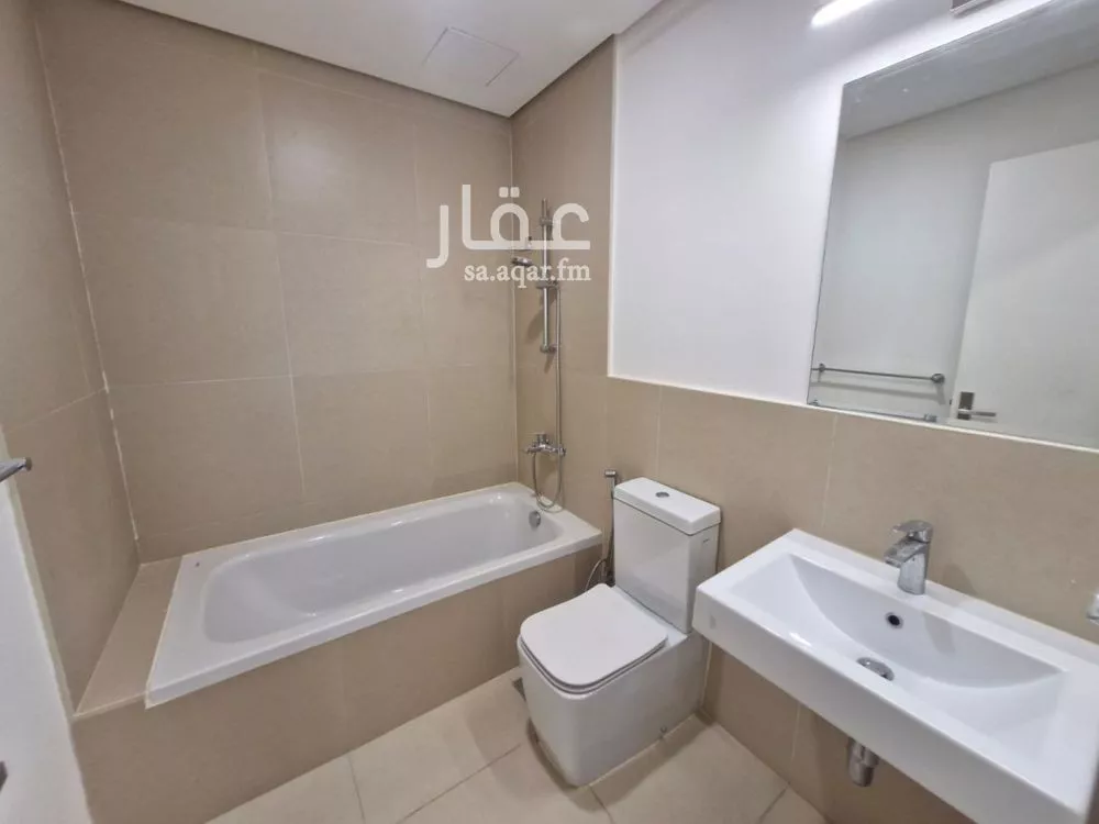 4 bedroom villa in Riyadh 8