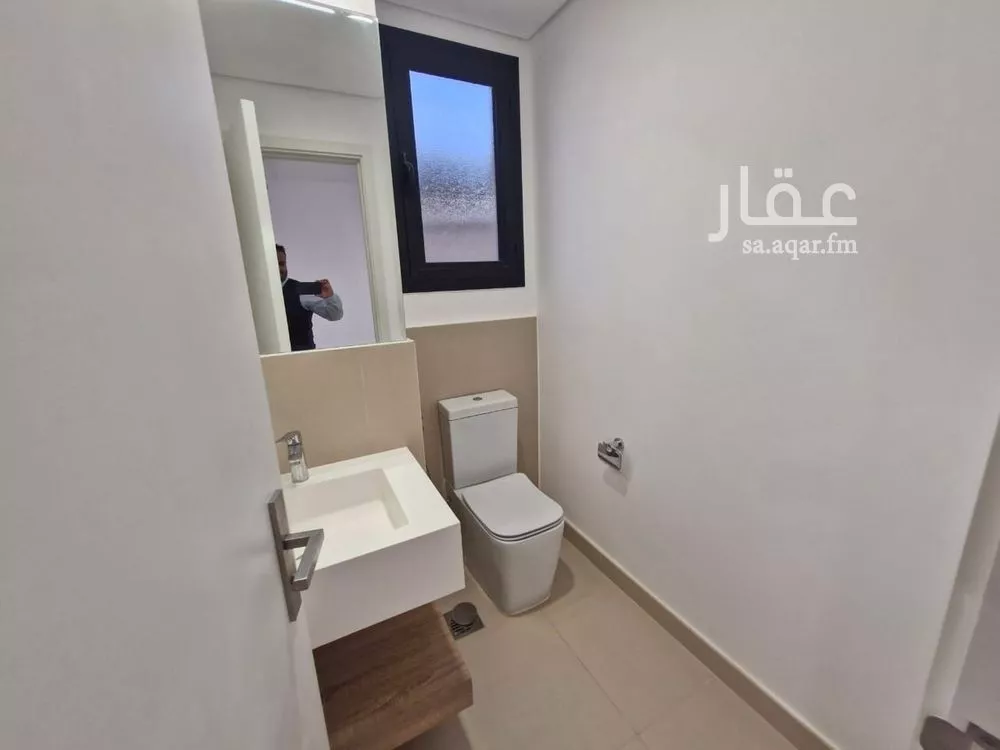 4 bedroom villa in Al Munsiyah, Riyadh 14