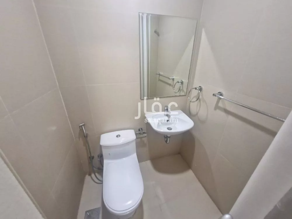 4 bedroom villa in Riyadh 9