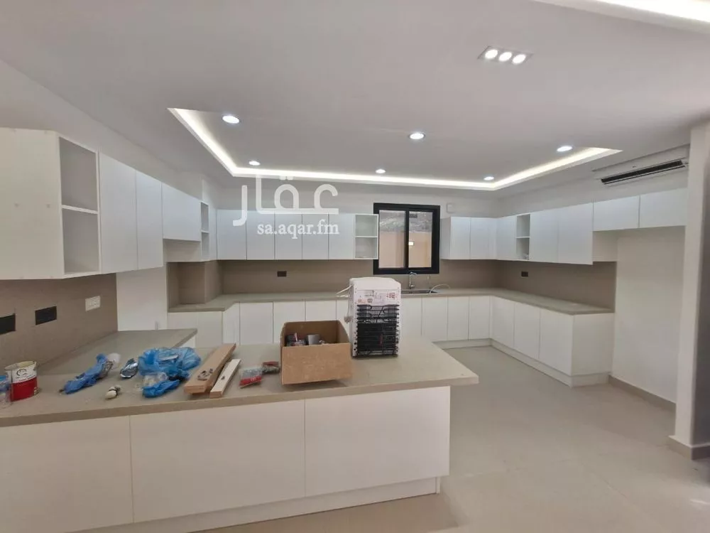 4 bedroom villa in Riyadh 17