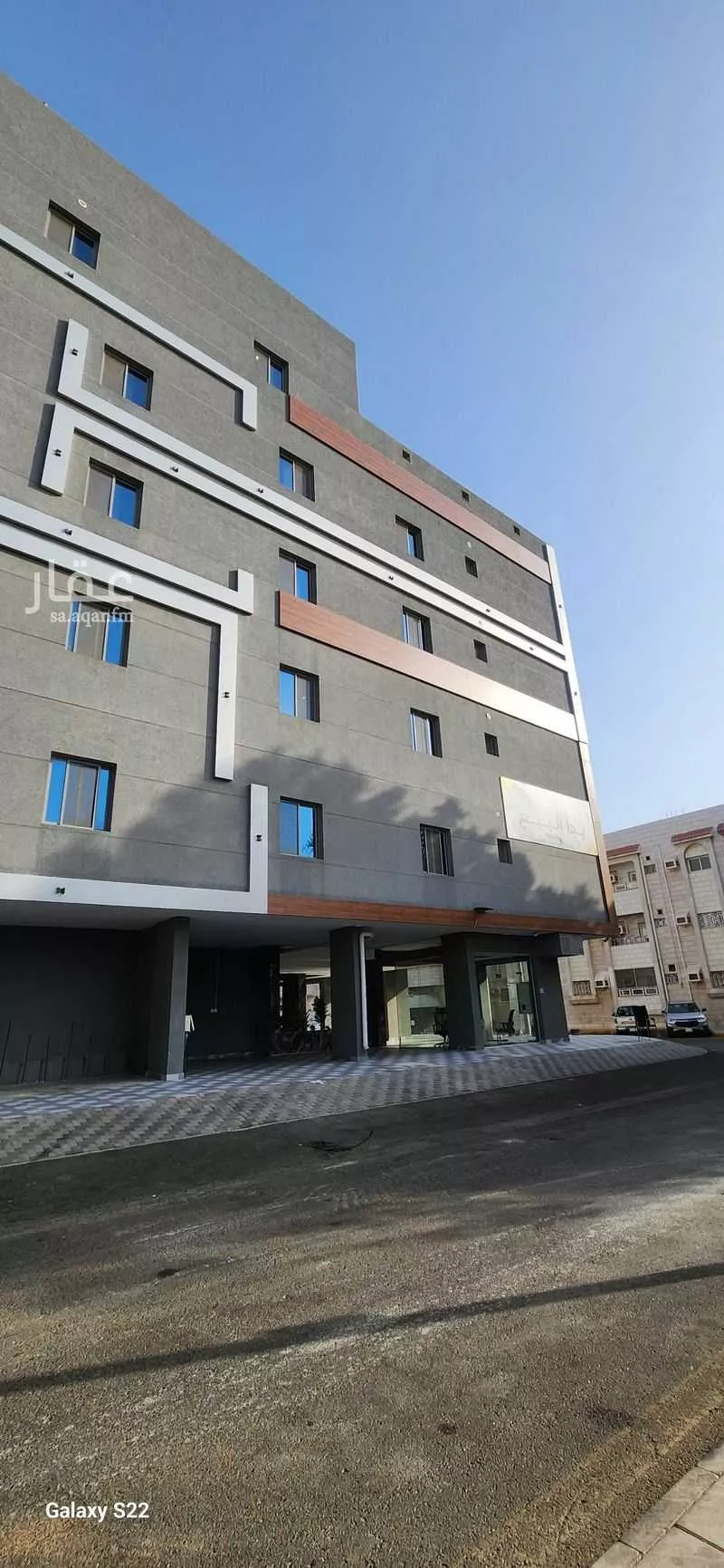 شقة 5 غرف في الرحاب 3