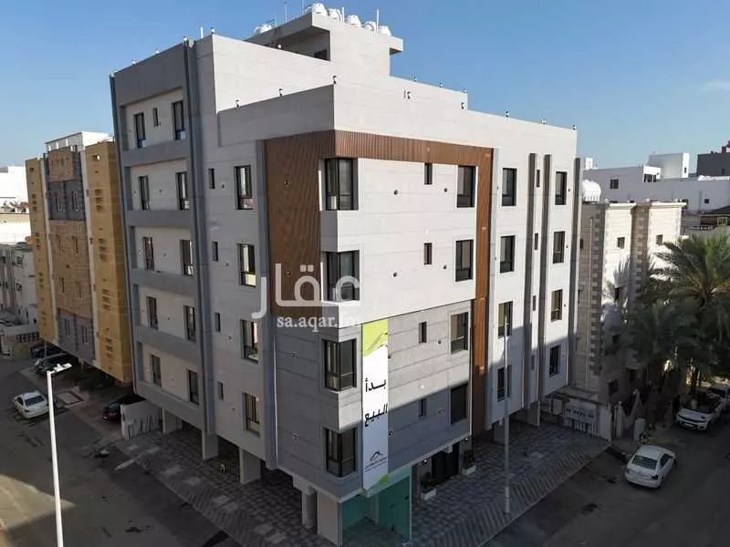 شقة 4 غرف في الروضة 2