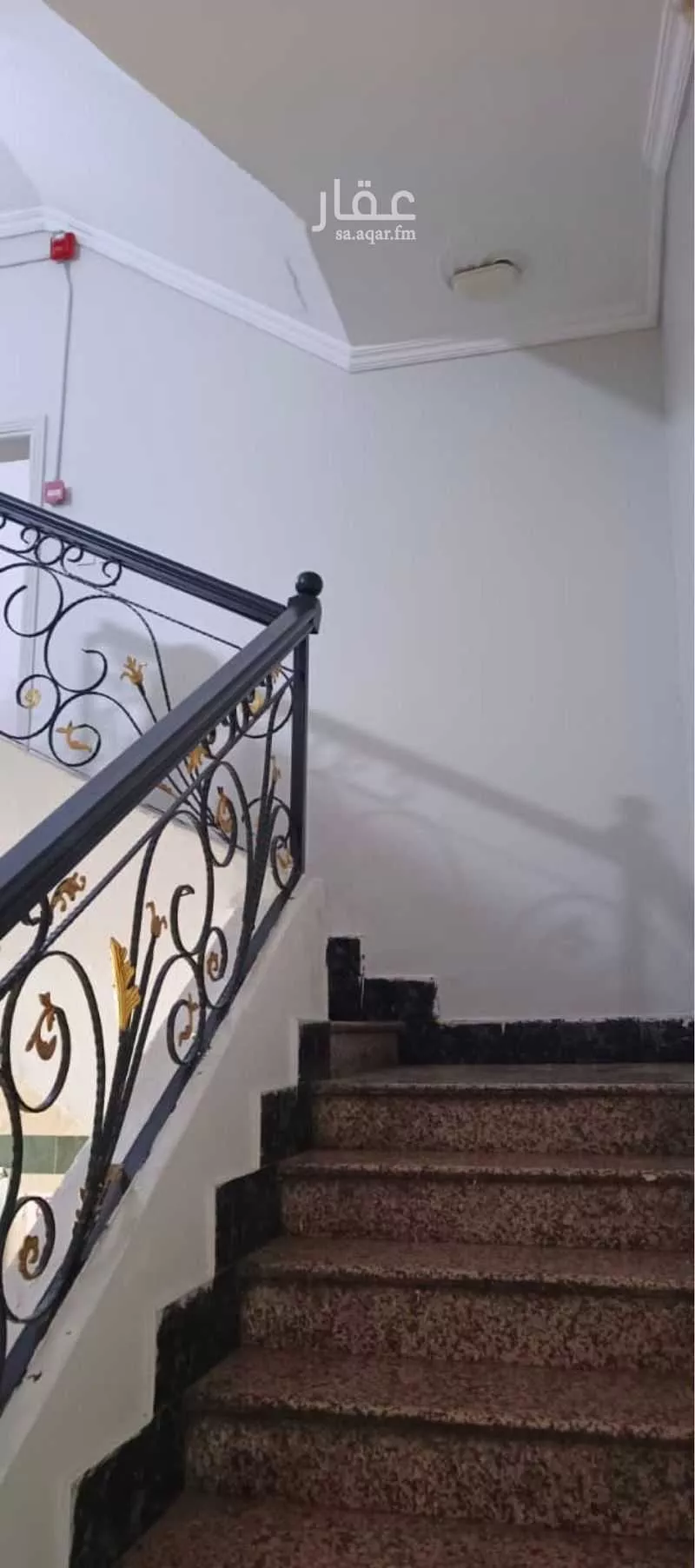 44 bedroom building in Al Nakheel, Jeddah 8