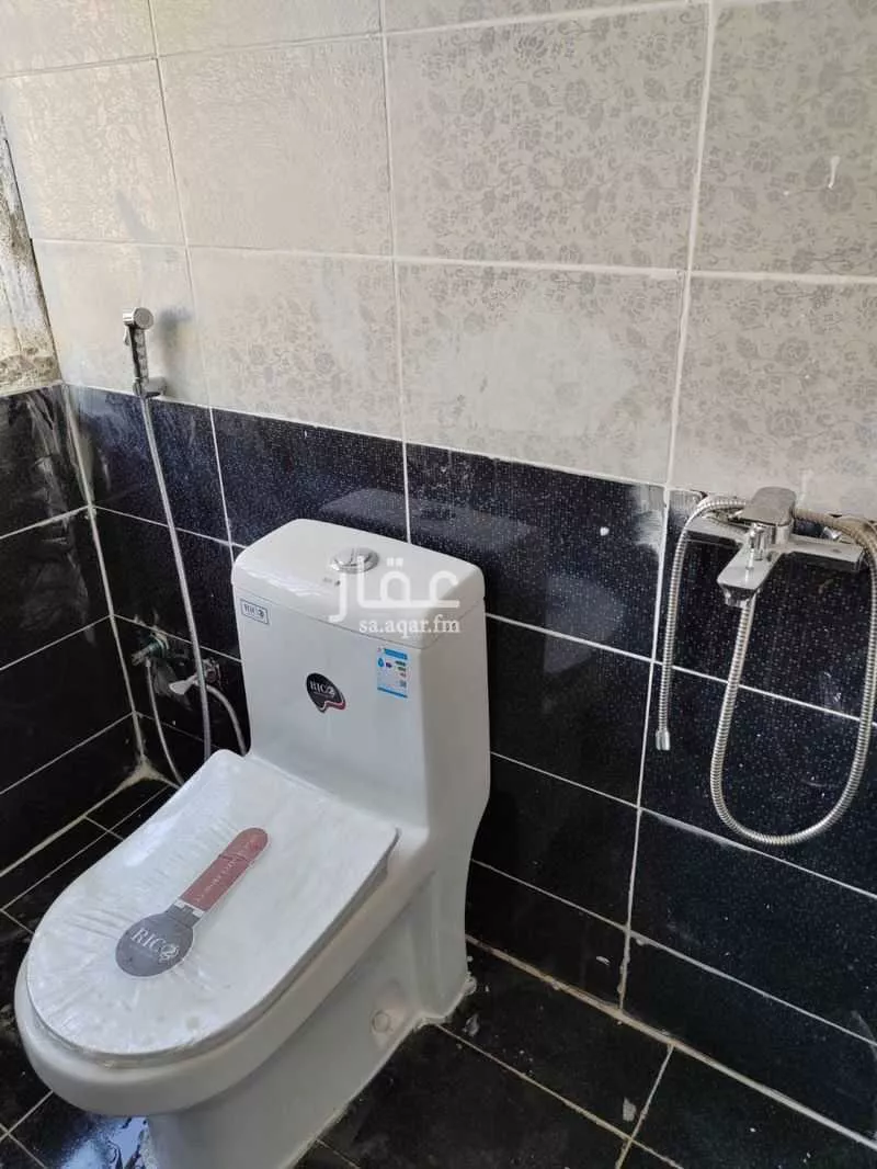 عمارة 750 م² في النخيل 4