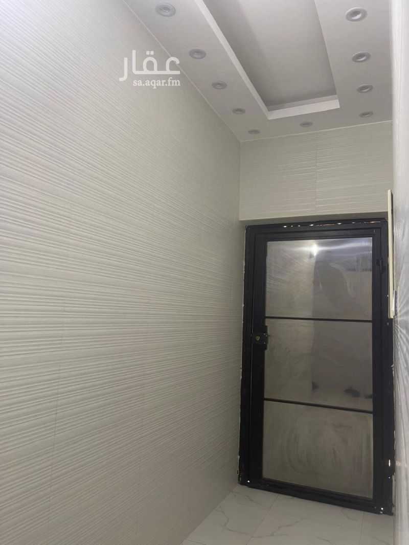 11 bedroom building in Khakh, Madinah 8