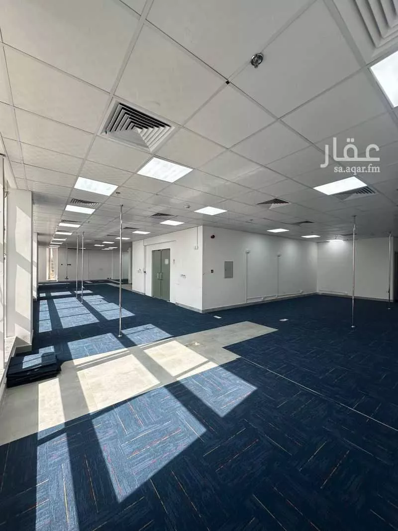 1 bedroom office in Al Qairawan, Riyadh 8