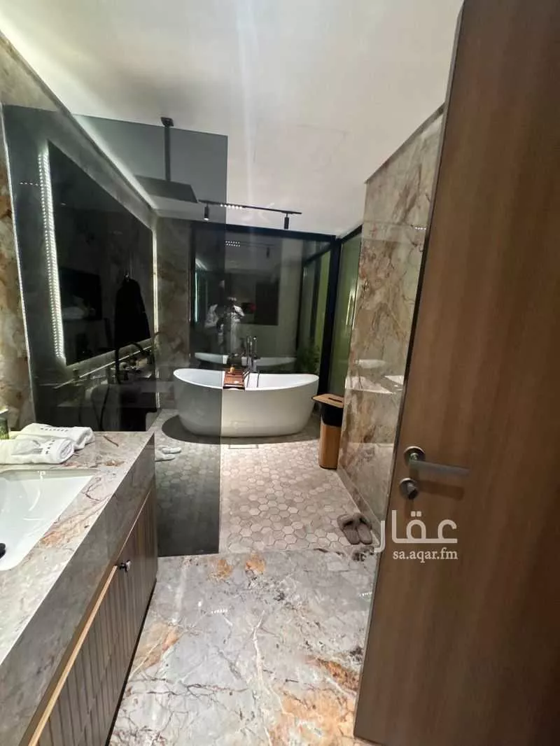 5 bedroom villa in Al Mathar Ash Shamali, Riyadh 10