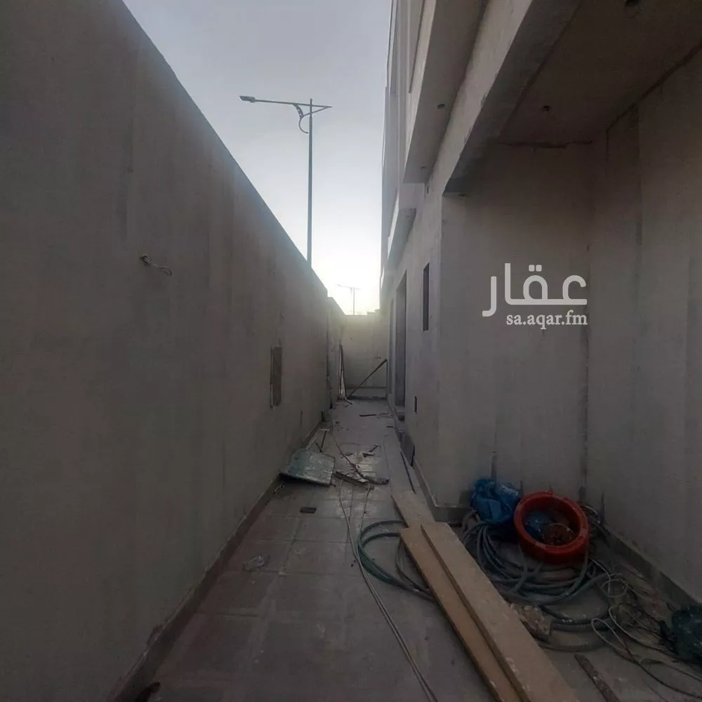 فيلا 5 غرف في العارض 5