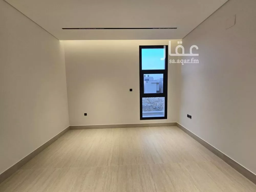 فيلا 6 غرف في النرجس 4