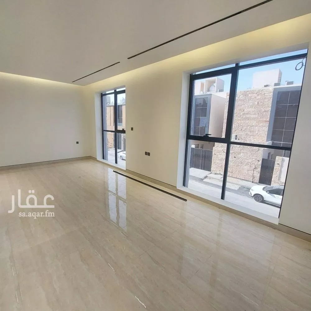 فيلا 5 غرف في النرجس 4