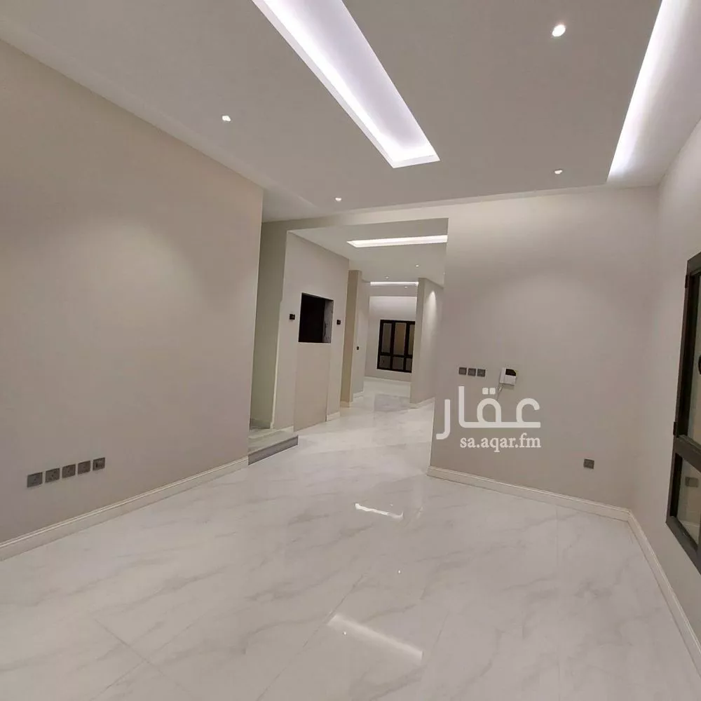 فيلا 7 غرف في النرجس 4