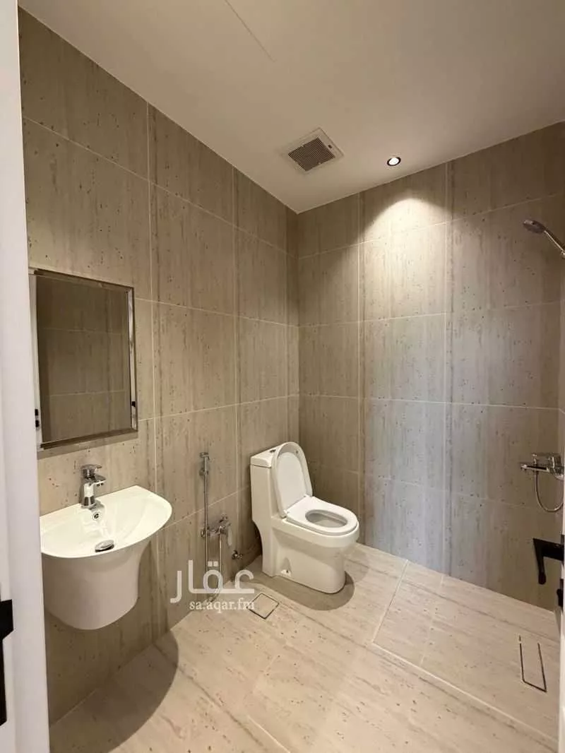 شقة 3 غرف في عرقة 5