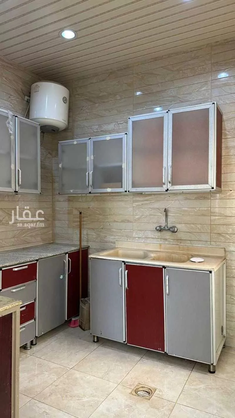 3 bedroom apartment in Al Qadisiyah 3