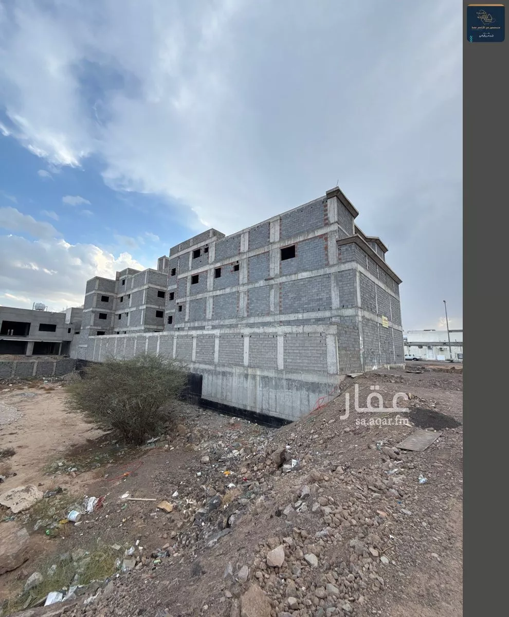 عمارة 1197 م² في نبلاء 1