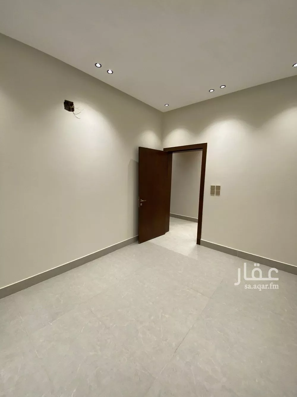 دور 4 غرف في الشرق 5