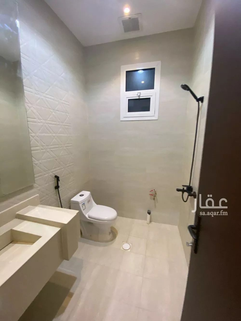 4 bedroom apartment in Dhahrat Namar 3
