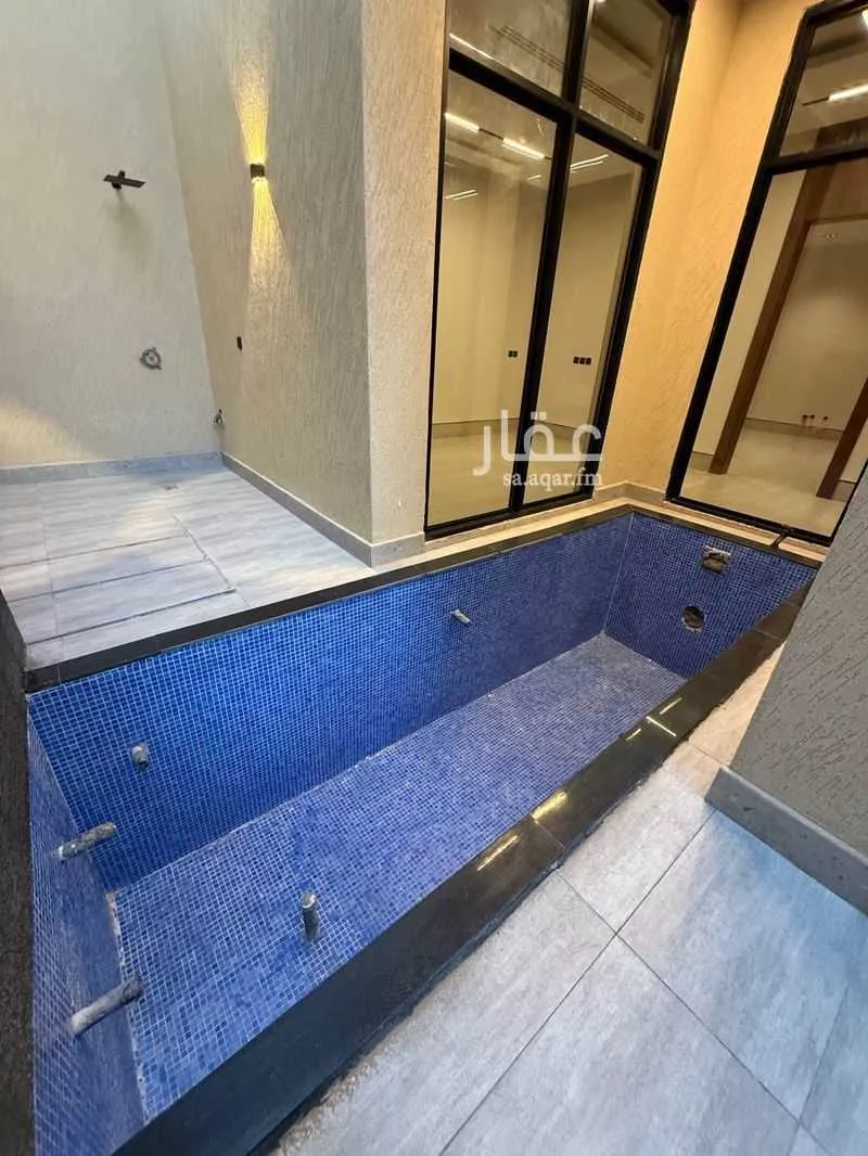 5 bedroom villa in Al Narjis 2