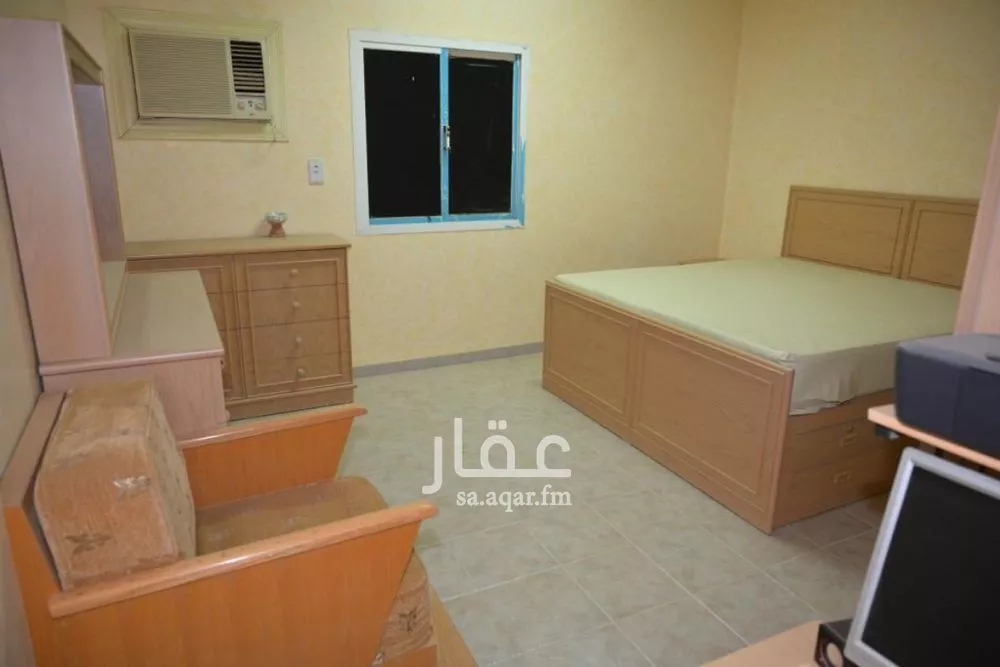 شقة 3 غرف في العزيزية 4