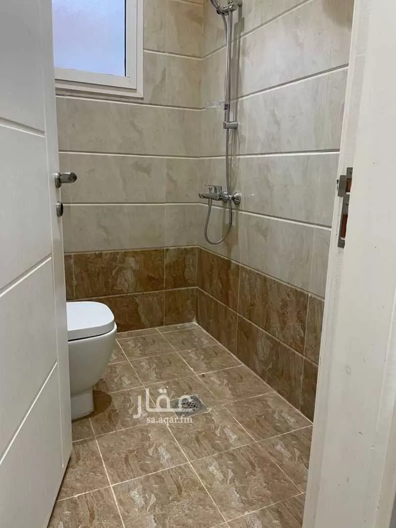 5 bedroom apartment in King Fahd, Madinah 4