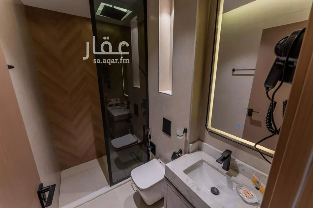 عقار 42 غرف في العارض، الرياض 12