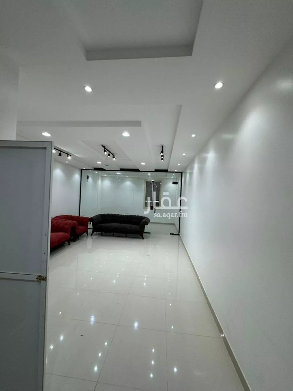 900 sqm office in Al Mahdiyyah 5