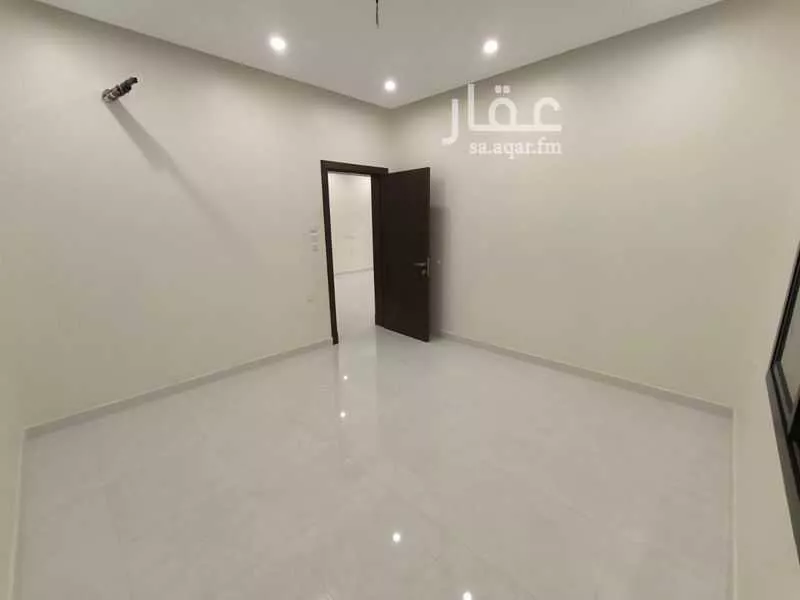 شقة 4 غرف في العزيزية 2