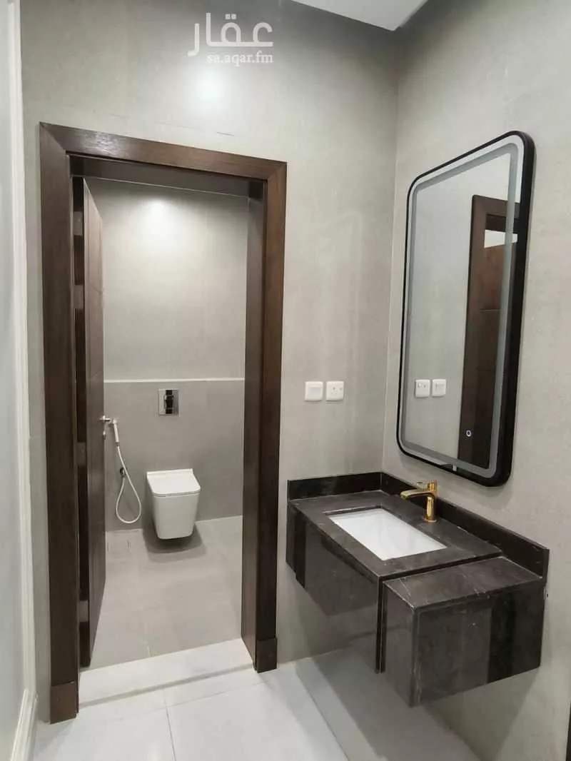 شقة 4 غرف في العزيزية 3