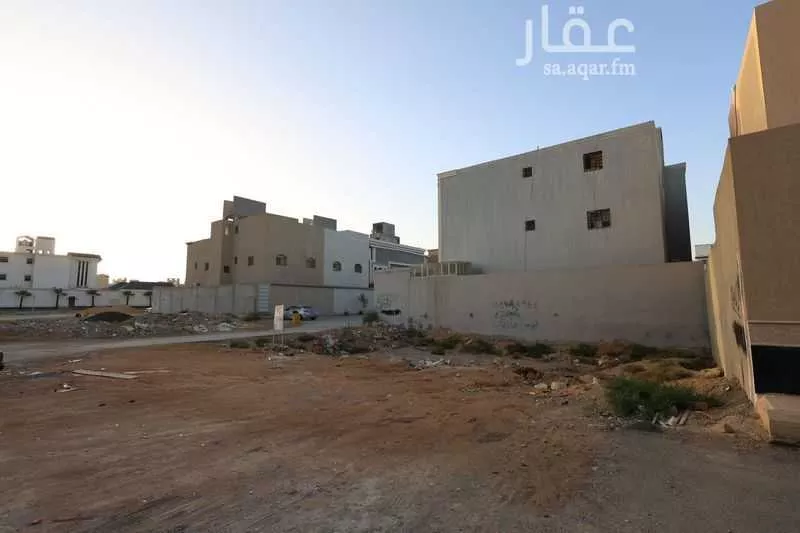 440 sqm land in Tuwaiq 2