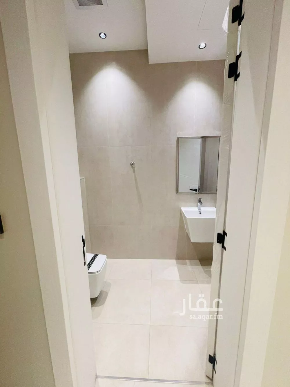 3 bedroom apartment in Qurtubah, Riyadh 15
