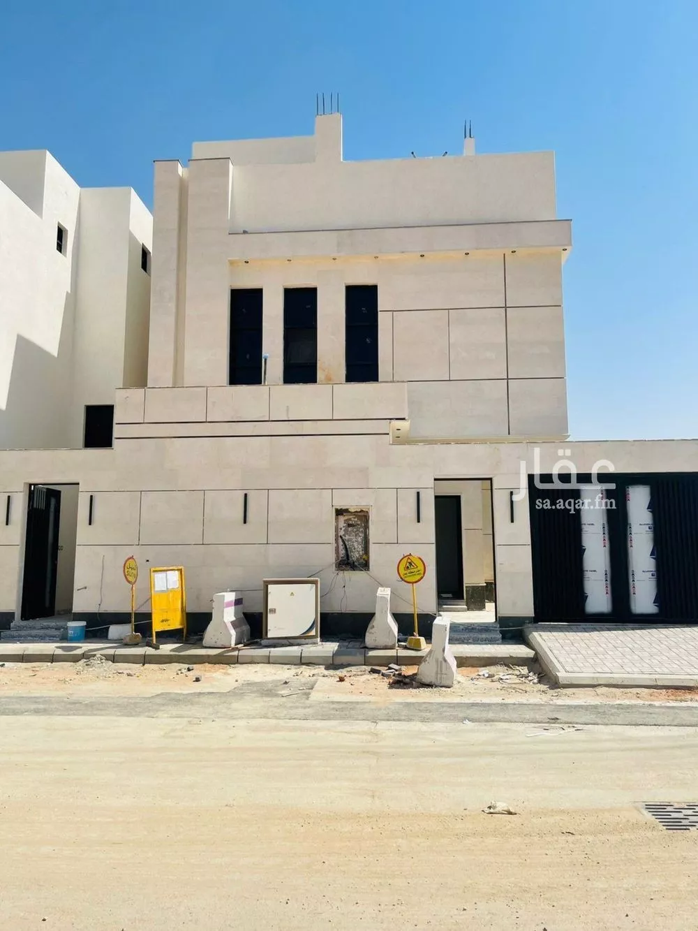 3 bedroom villa in Al Maizilah, Riyadh 18