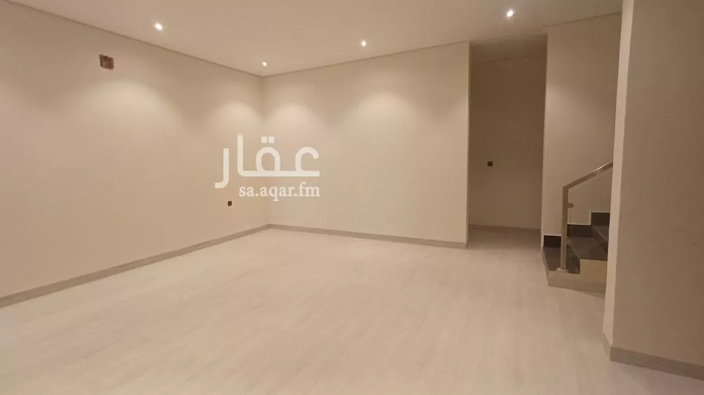 4 bedroom villa in Al Janadriyah, Riyadh 17