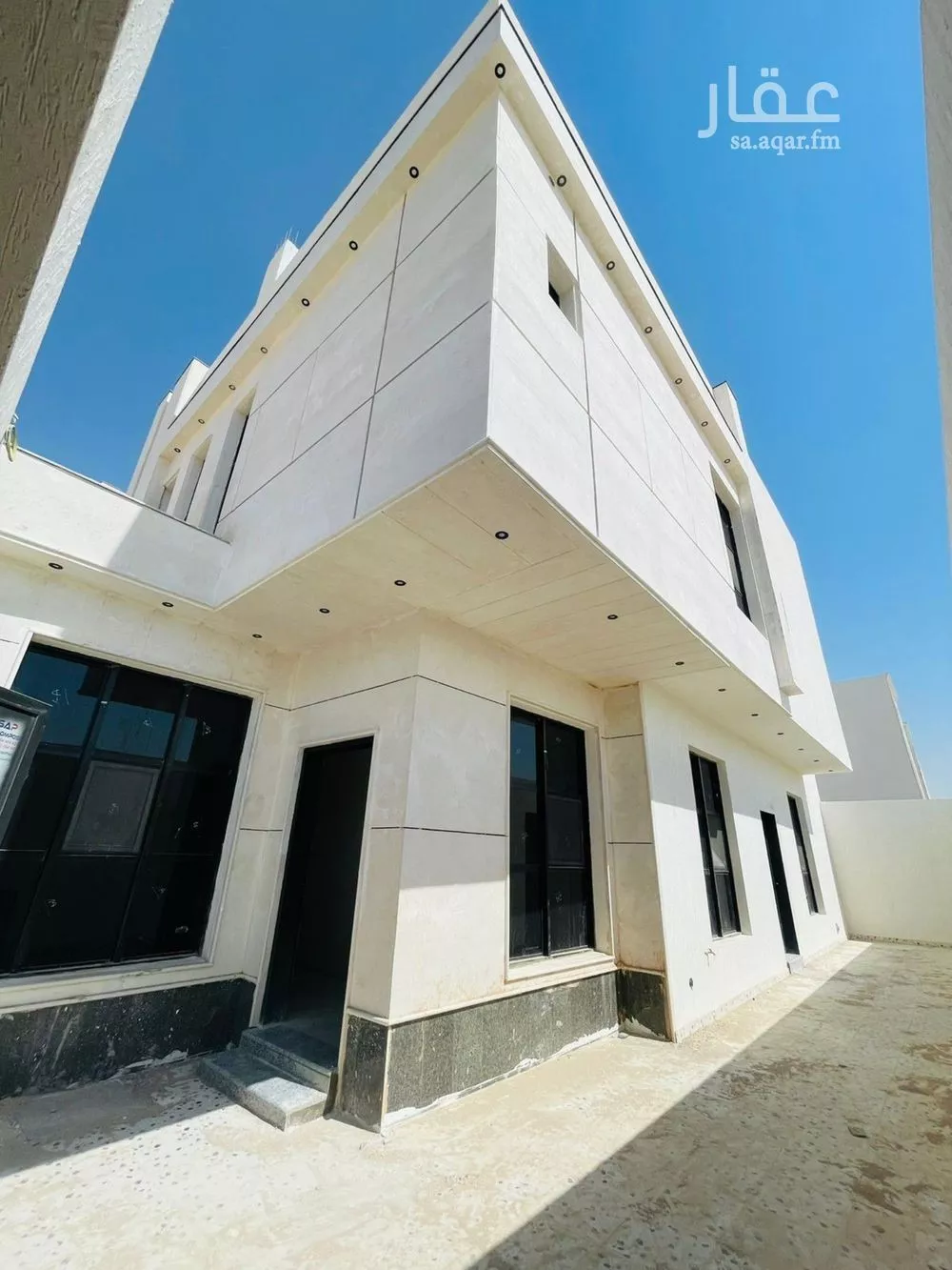 3 bedroom villa in Al Maizilah, Riyadh 10