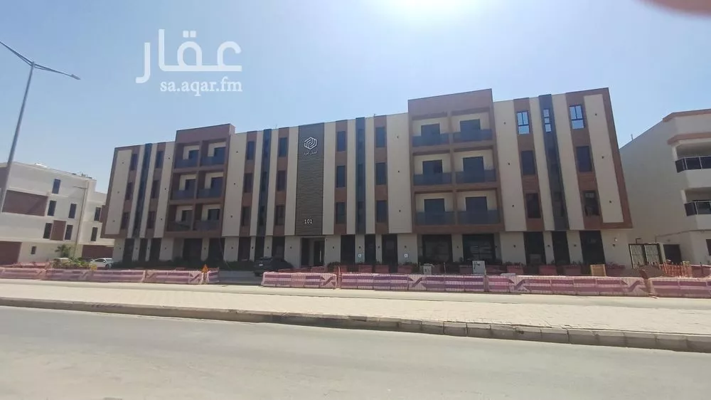 3 bedroom apartment in Al Munsiyah 4