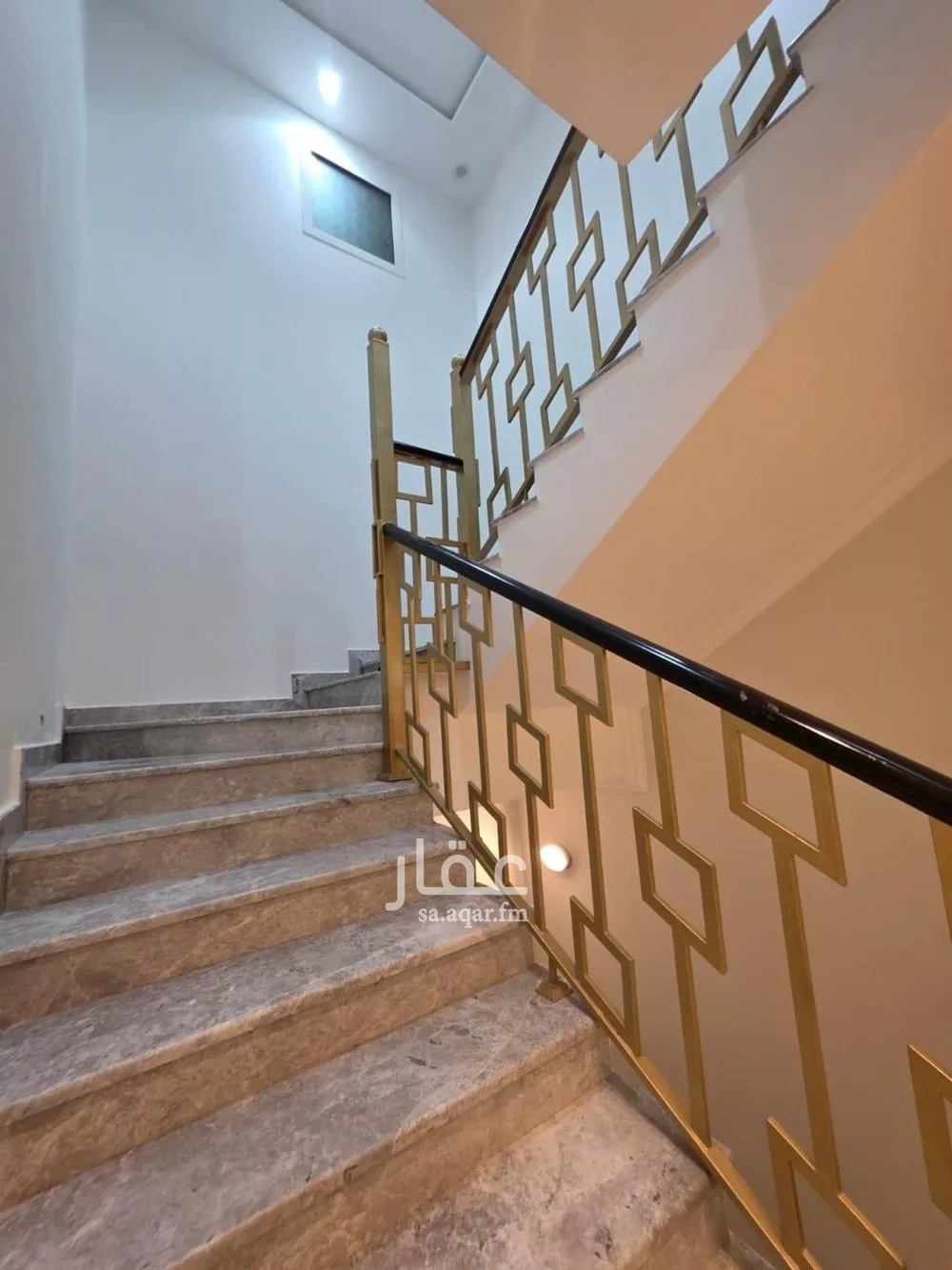 فيلا 5 غرف في المونسية 5