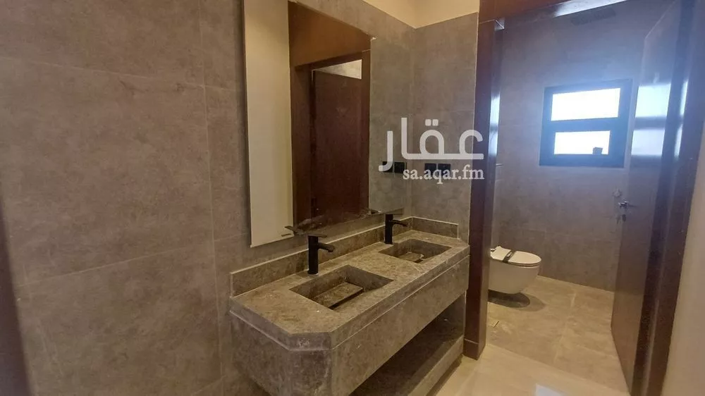 4 bedroom villa in Al Janadriyah, Riyadh 13