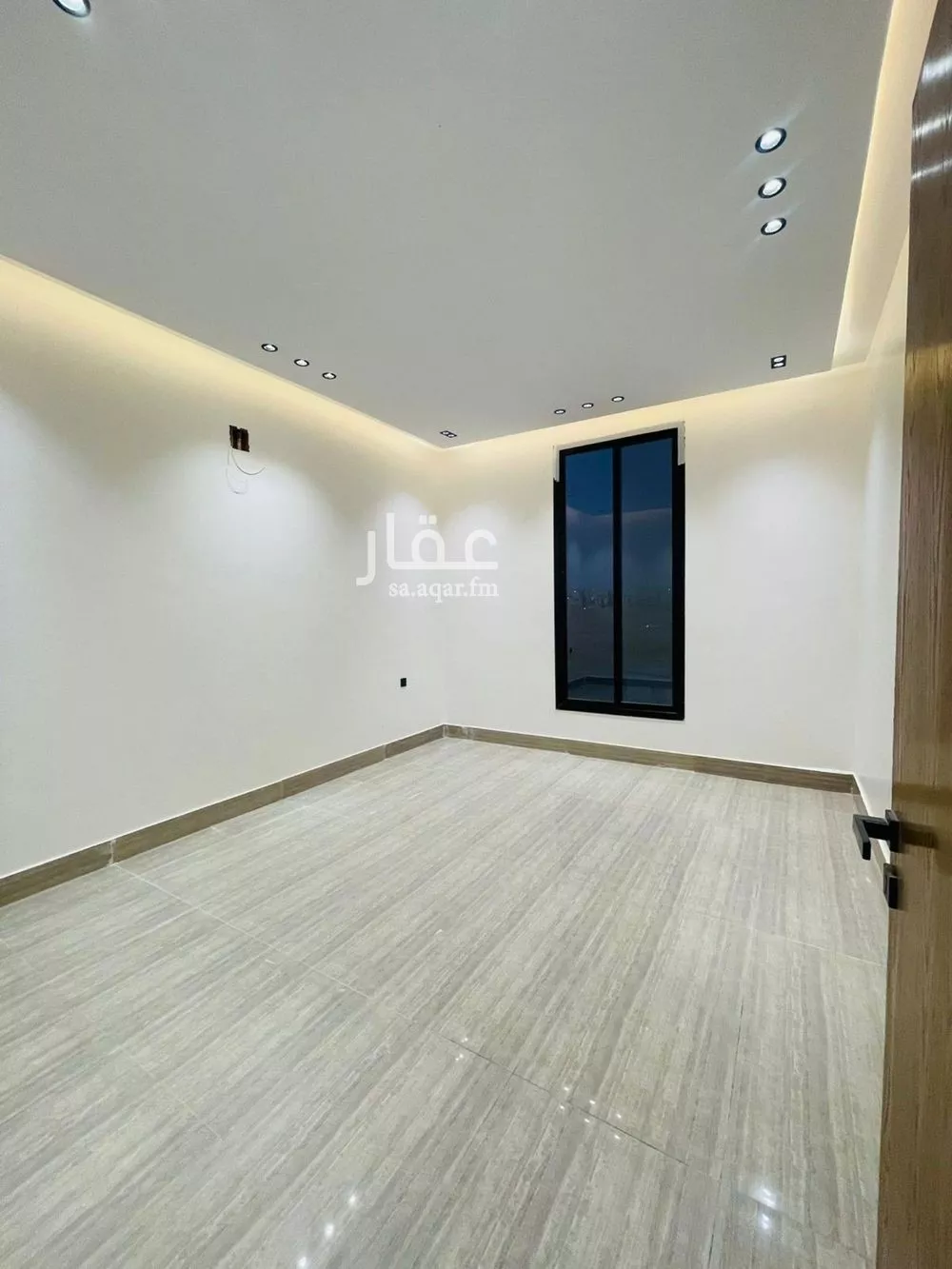 4 bedroom floor in Al Janadriyah 4