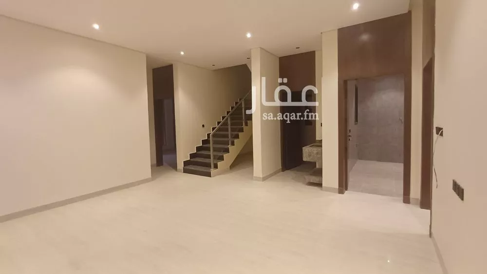4 bedroom villa in Al Janadriyah, Riyadh 11