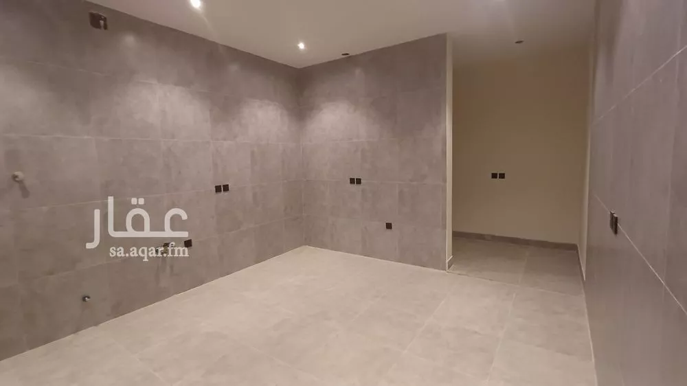 4 bedroom villa in Al Janadriyah, Riyadh 14