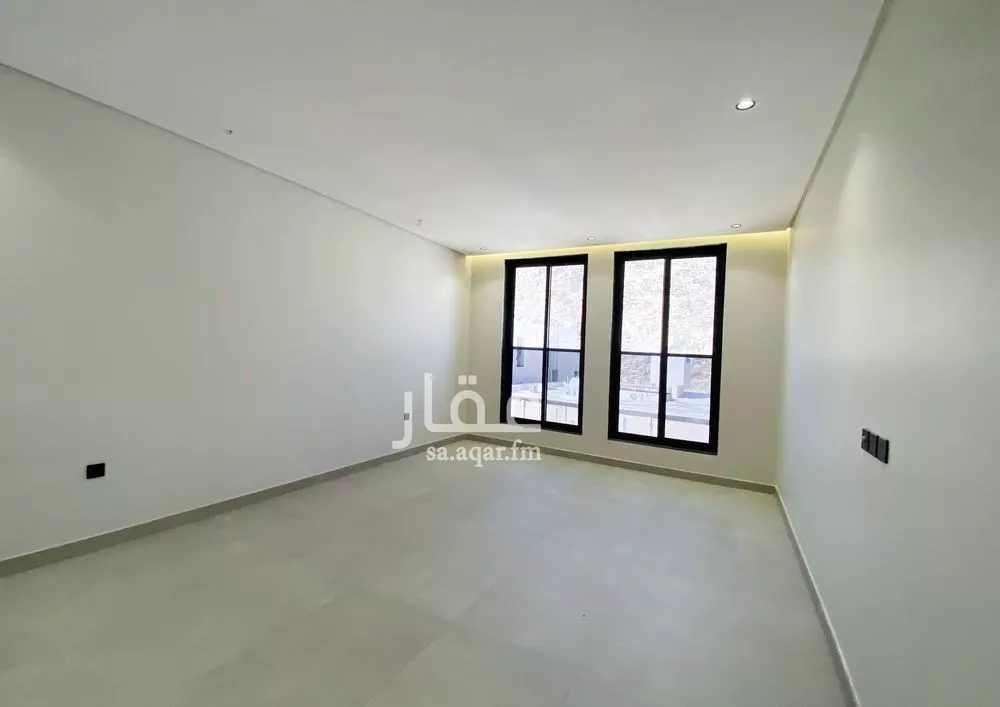 شقة 4 غرف في بطحاء قريش 2