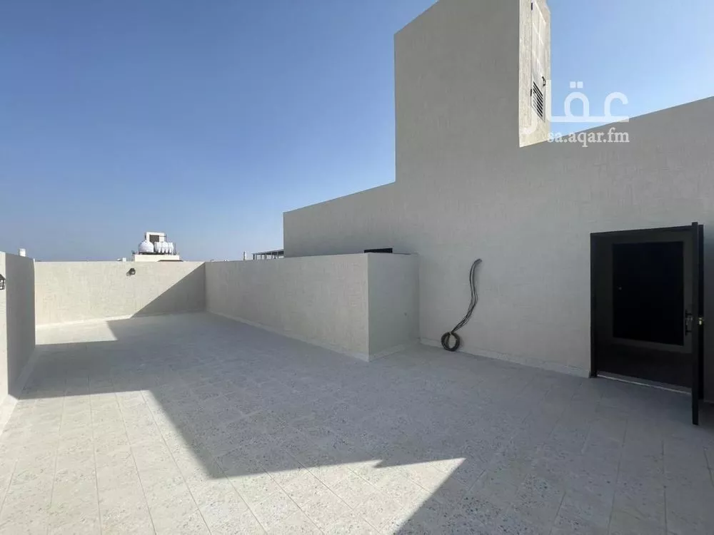 5 bedroom apartment in Shawran, Madinah 9