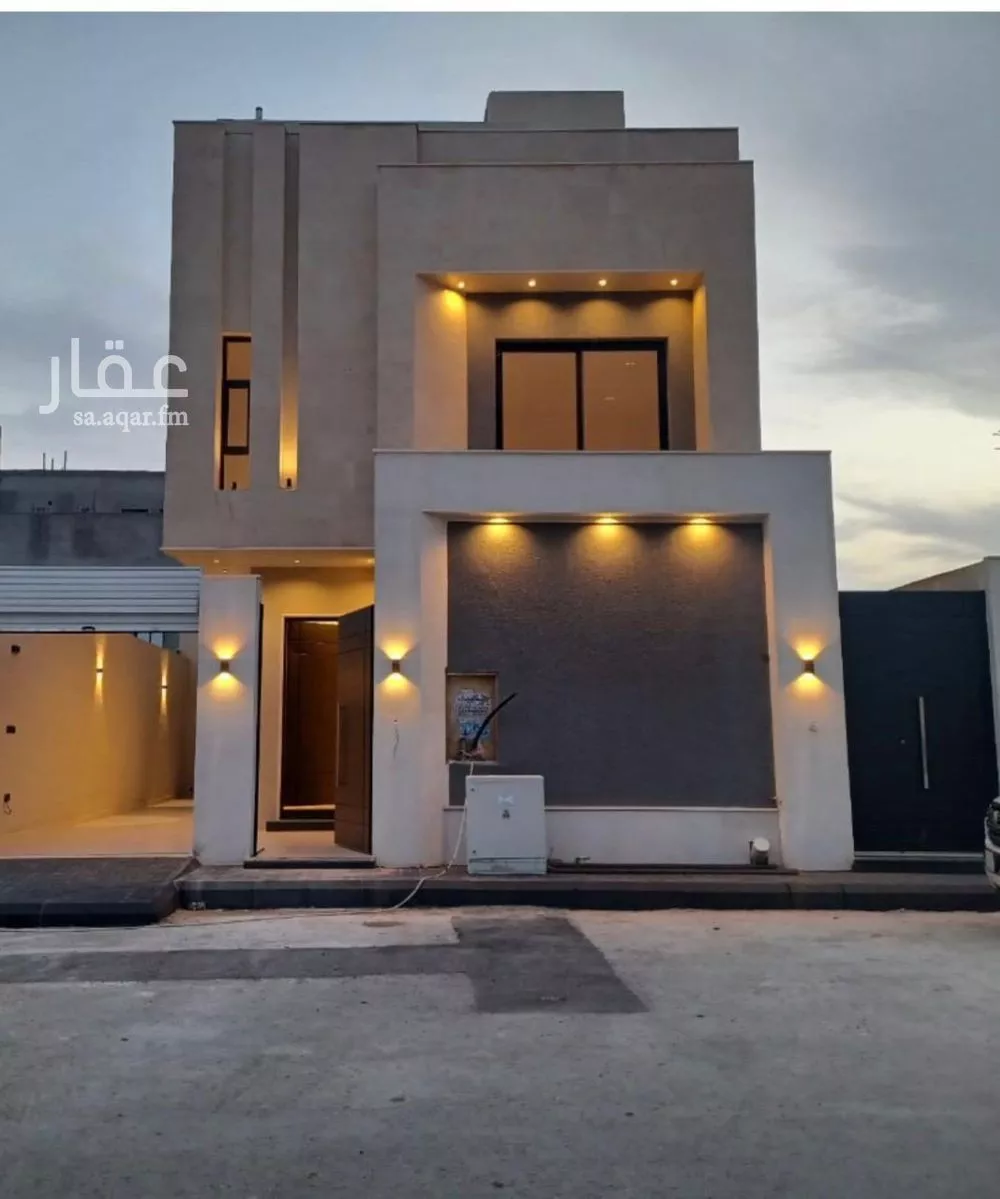 فيلا 4 غرف في العارض 3