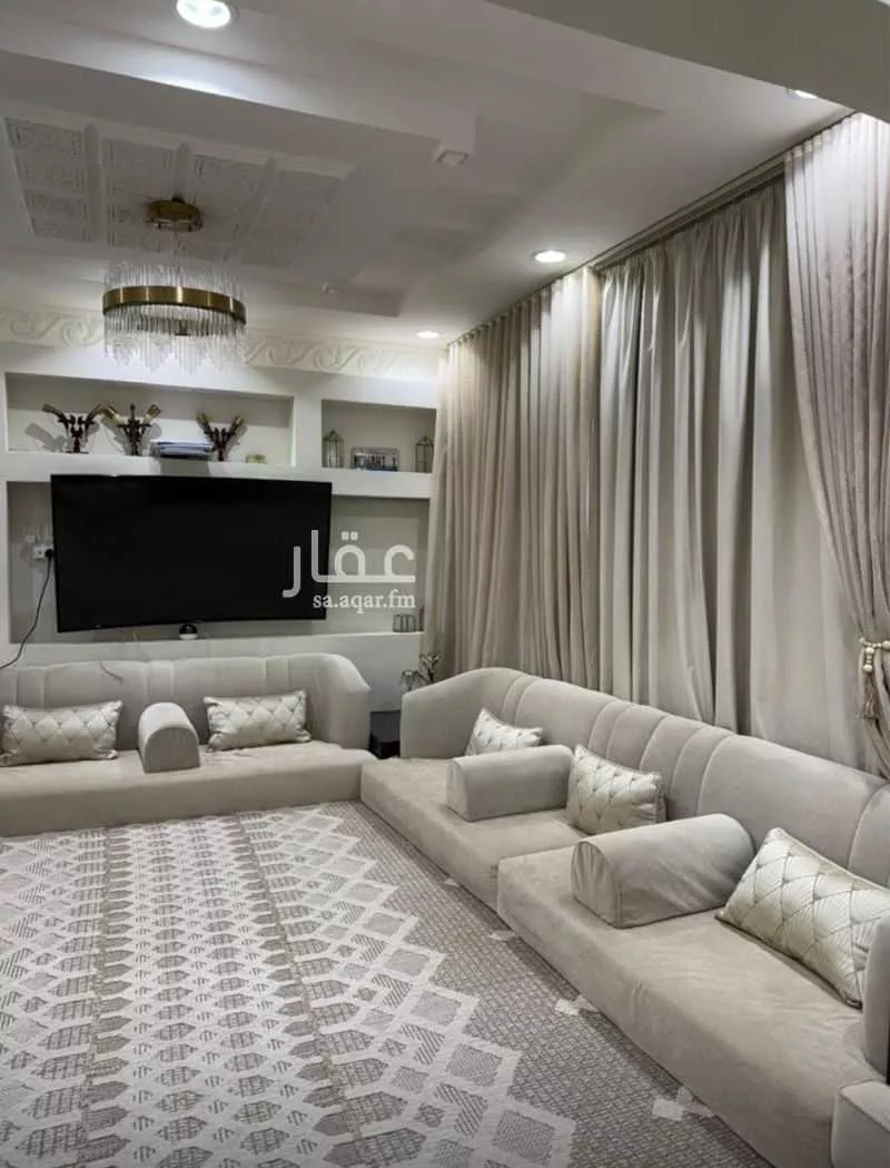 فيلا 20 غرف في القادسية 4