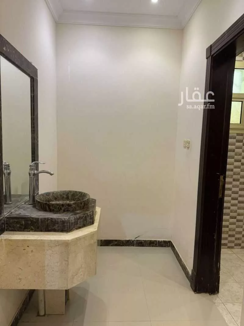 فيلا 5 غرف في طويق 3