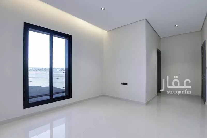 4 bedroom villa in Okaz, Riyadh 10