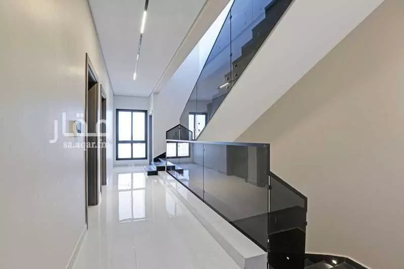 4 bedroom villa in Okaz, Riyadh 13