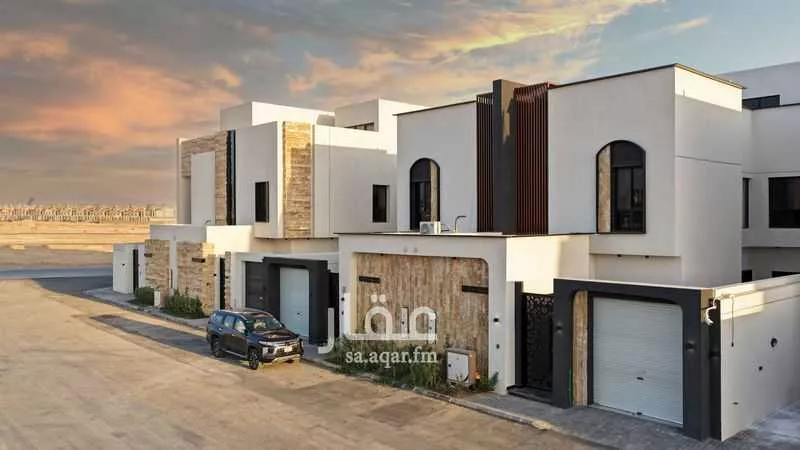 4 bedroom villa in Okaz, Riyadh 24
