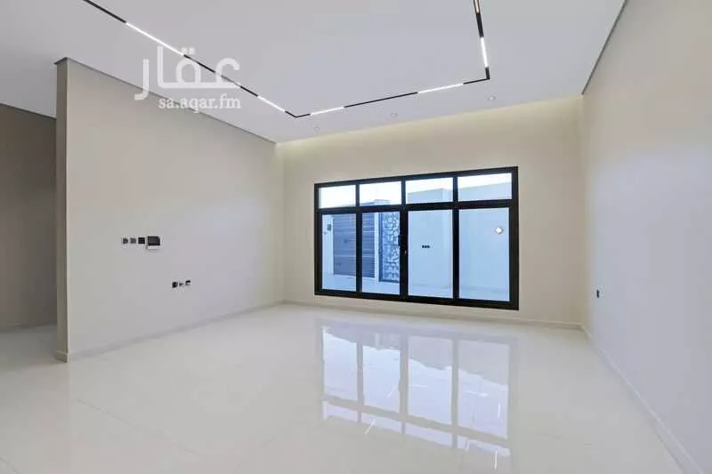 4 bedroom villa in Okaz, Riyadh 18