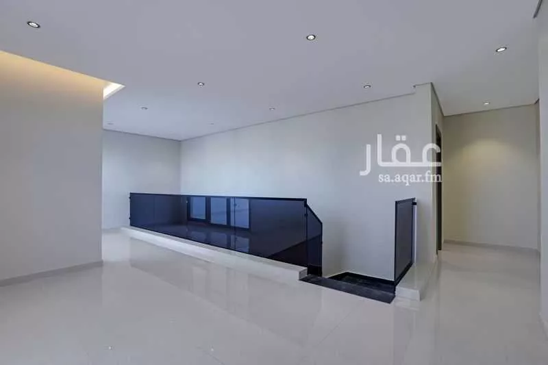 فيلا 5 غرف في عكاظ 5