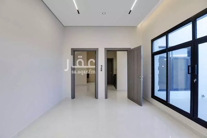 4 bedroom villa in Okaz, Riyadh 14