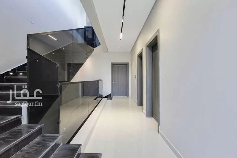 4 bedroom villa in Okaz, Riyadh 16